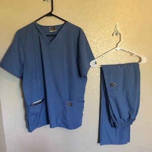 Scrub zone seal blue scrubs